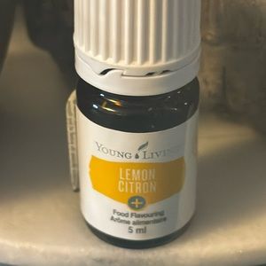 Young Living Lemon essential oil